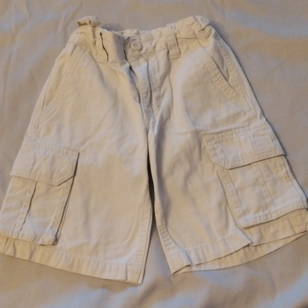 Old Navy cargo shorts boys size 6